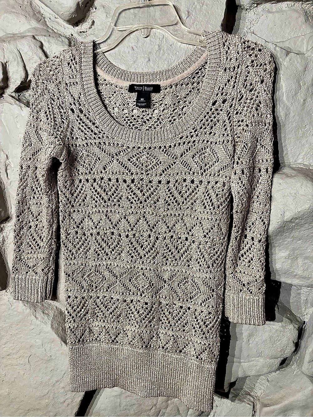 White Black Market Geometric Knit Sweater in Silver/Gray XS